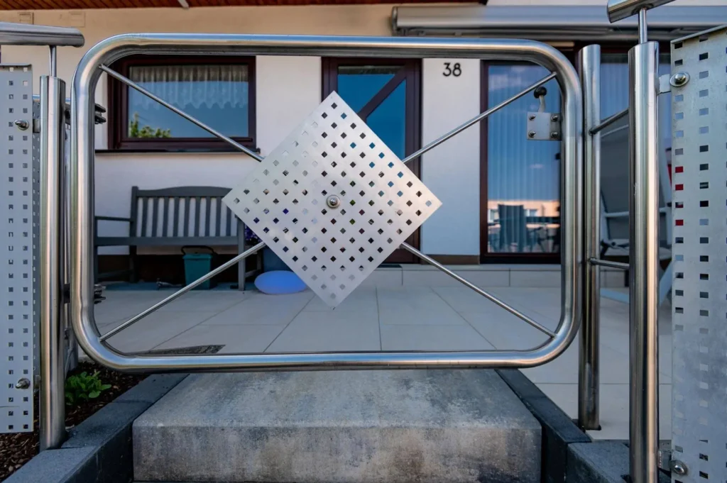 20200424 axel ref 0001